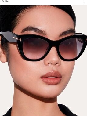 TOM FORD Cara Smoke Gradient Cat Eye Ladies Sunglasses